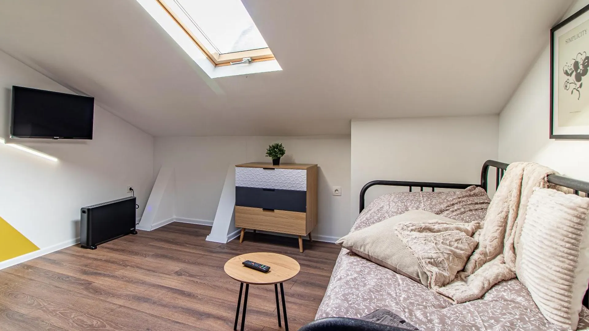 Апартаменты Vazov Loft - Central Sofia Studio Болгария