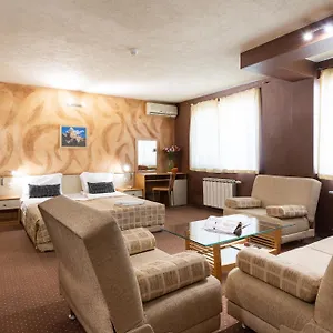 3* Hotel Brod - Free Parking